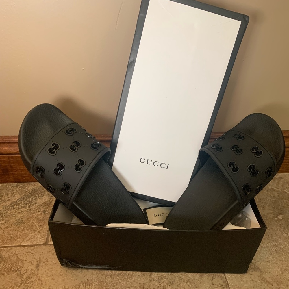 Gucci pool slides
